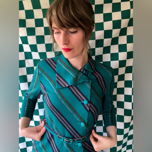 (Size 4-6) 1960s French Wool Day Dress w/ Pockets - Picture 5 of 14